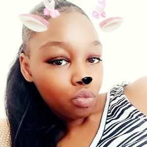 Meet your Posher, Fatina